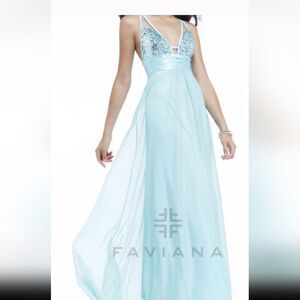 FAVIANA Fabulous Prom NWT Evening PROM dress in light blue